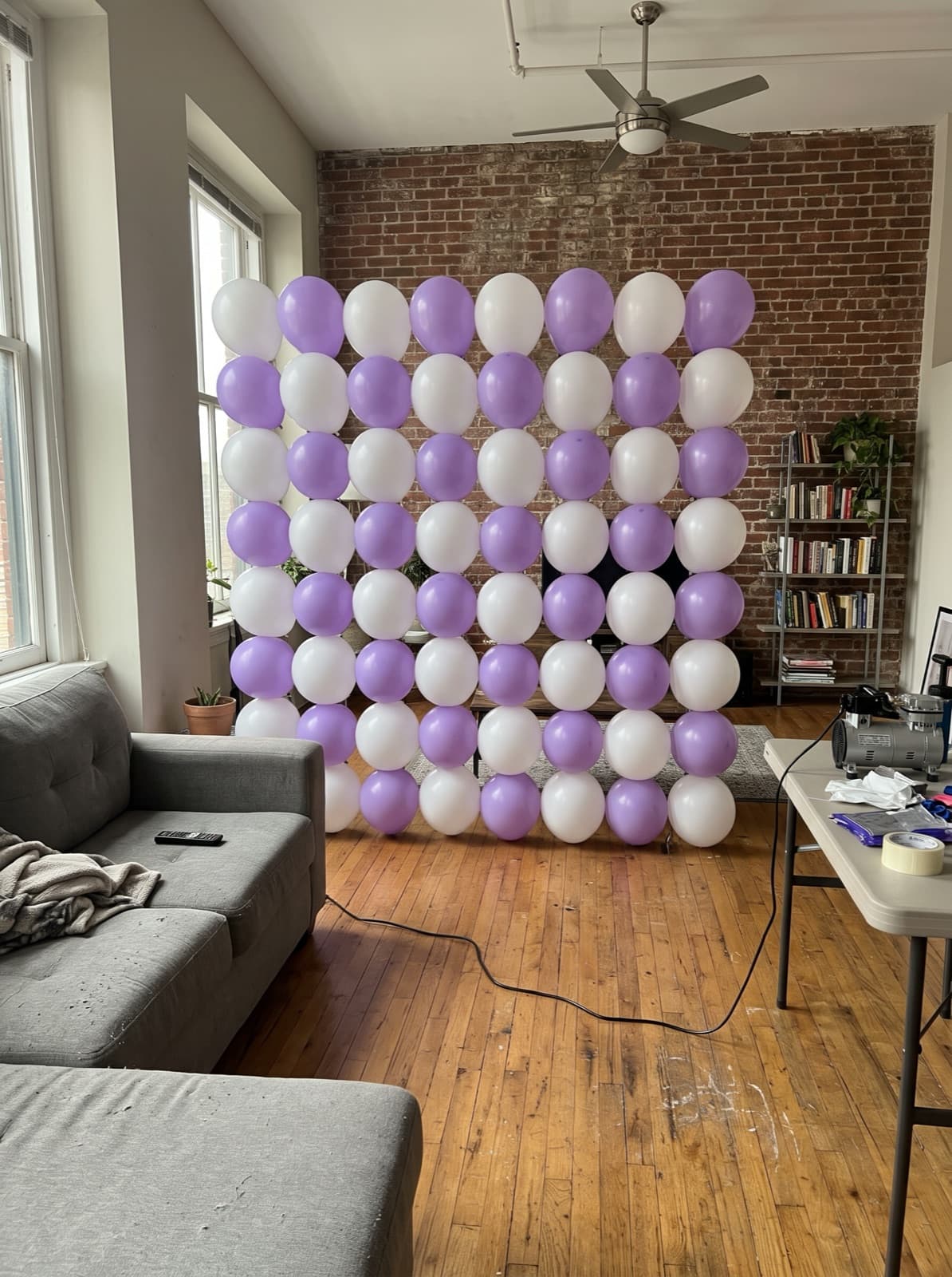 Grid balloon wall in lavender and white rows